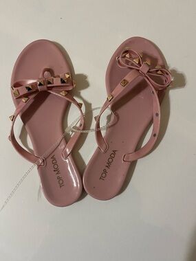 TOP Moda Pink Bow Jelly Sandals with Gold Studs